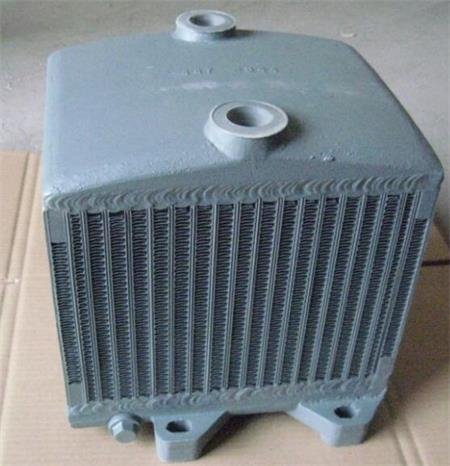 912 6cyls oil cooler 02237422.jpg